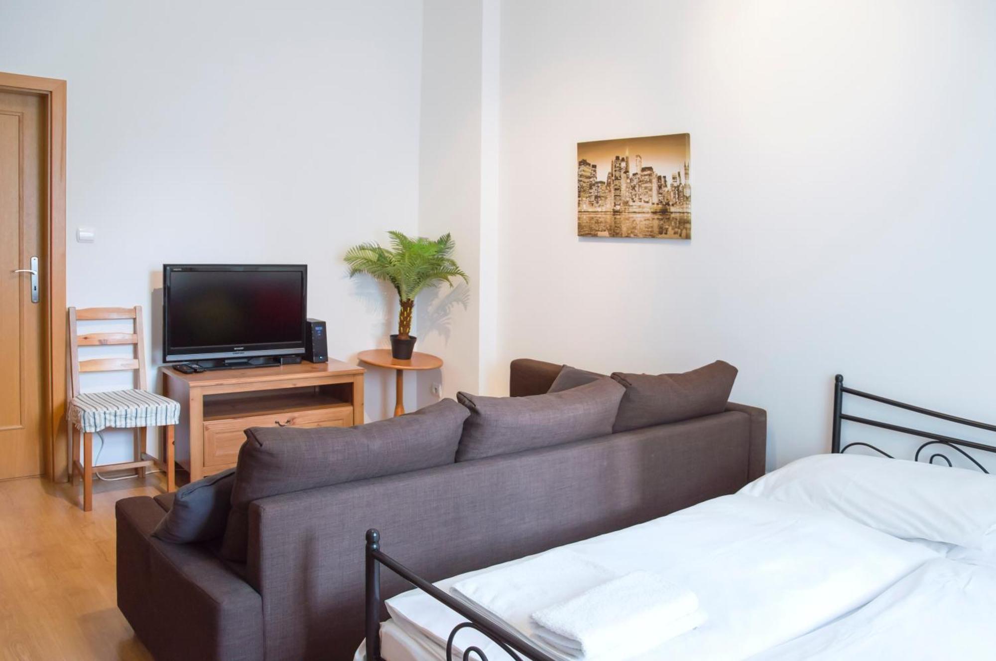 Opatovicka Affordable Appartamento